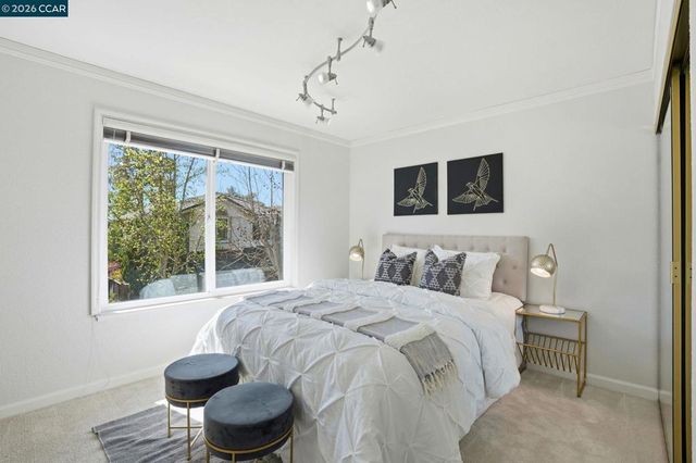 111 Lakeridge Ln, San Ramon, CA 94582