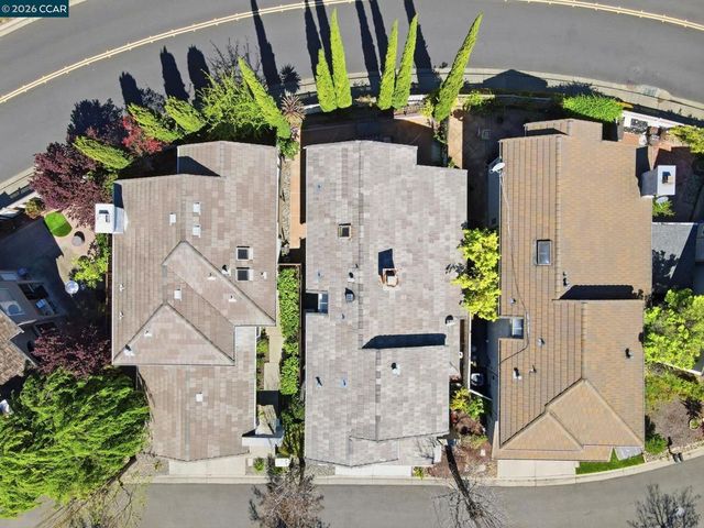 111 Lakeridge Ln, San Ramon, CA 94582