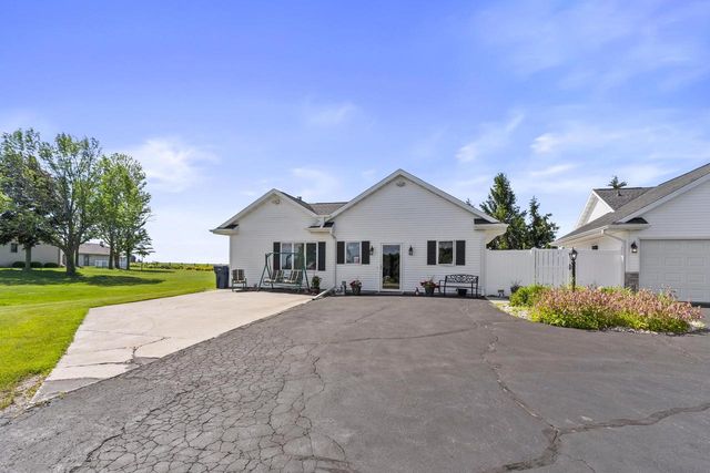 N3151 STATE ROAD 76, Hortonville, WI 54944
