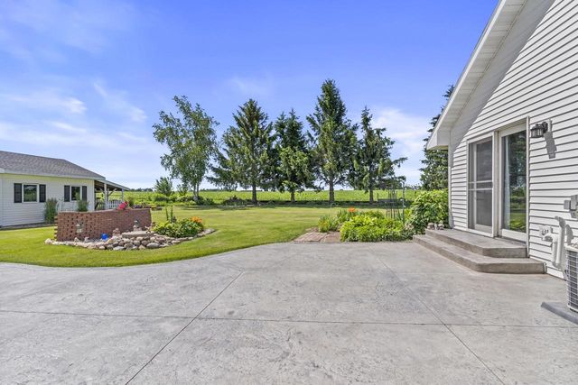 N3151 STATE ROAD 76, Hortonville, WI 54944
