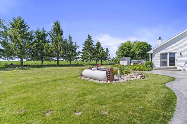 N3151 STATE ROAD 76, Hortonville, WI 54944
