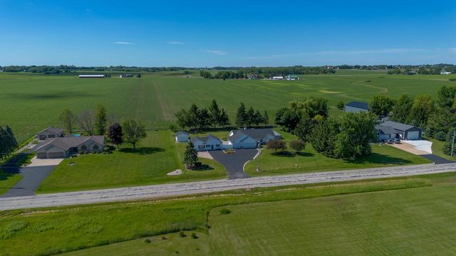 N3151 STATE ROAD 76, Hortonville, WI 54944