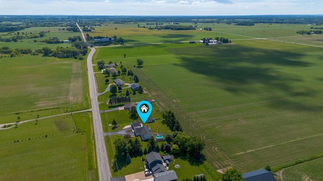 N3151 STATE ROAD 76, Hortonville, WI 54944