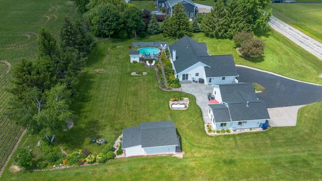 N3151 STATE ROAD 76, Hortonville, WI 54944