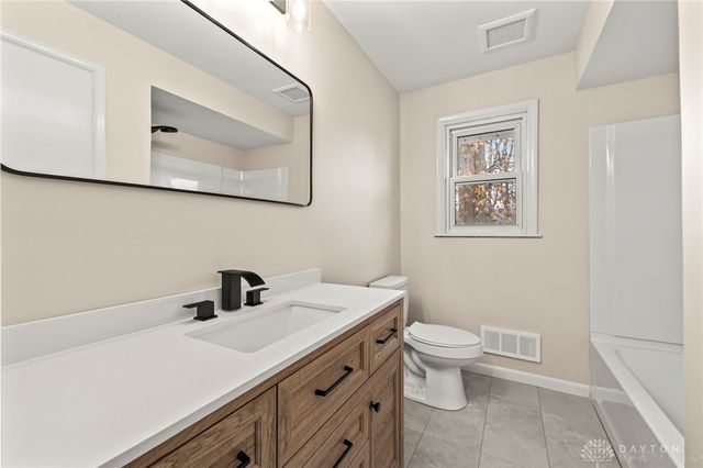 100 Crowthers Drive, Hamilton, OH 45013