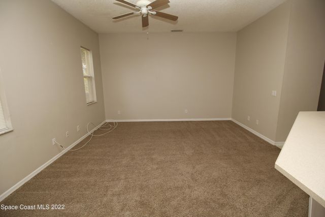 471 Hancock Street SW, Palm Bay, FL 32908