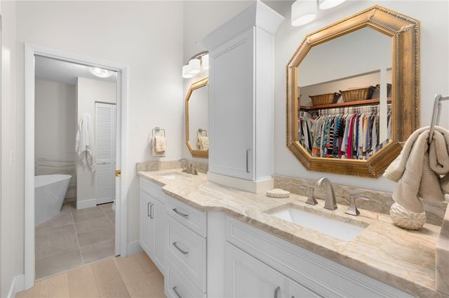 8735 Lakeside Boulevard 210, Vero Beach, FL 32963