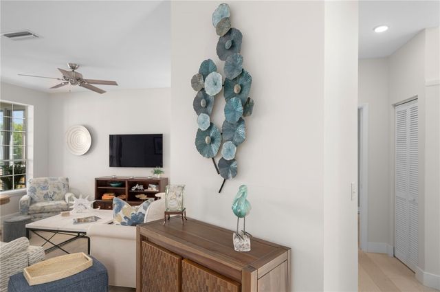 8735 Lakeside Boulevard 210, Vero Beach, FL 32963