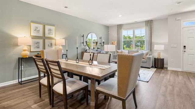 360 Sound Circle, Stockbridge, GA 30281