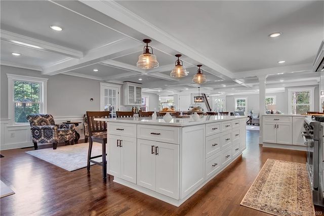 2222 Ridge Road, North Haven, CT 06473