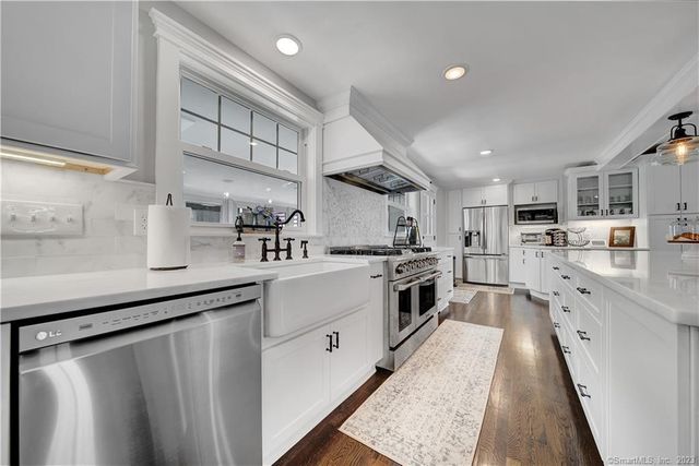 2222 Ridge Road, North Haven, CT 06473