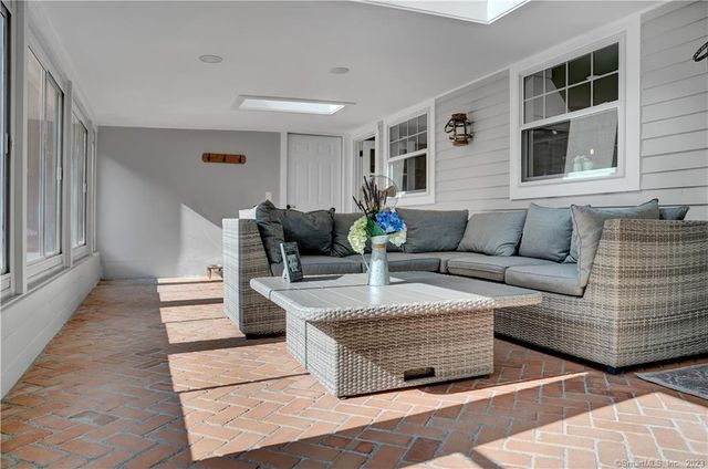 2222 Ridge Road, North Haven, CT 06473