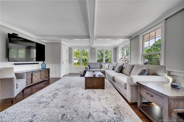 2222 Ridge Road, North Haven, CT 06473