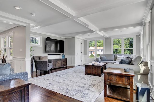 2222 Ridge Road, North Haven, CT 06473