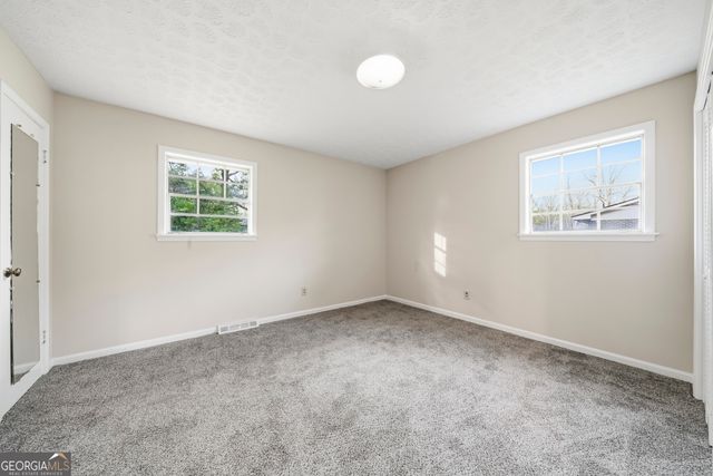 11 Parkwood Drive NE, Rome, GA 30161