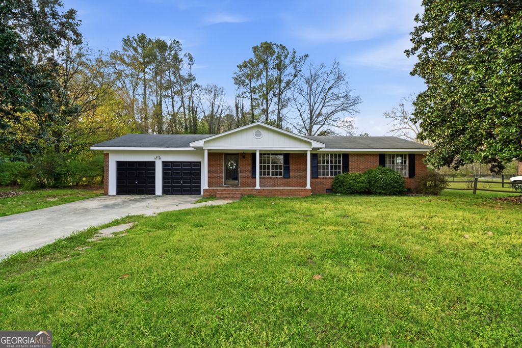 11 Parkwood Drive NE, Rome, GA 30161