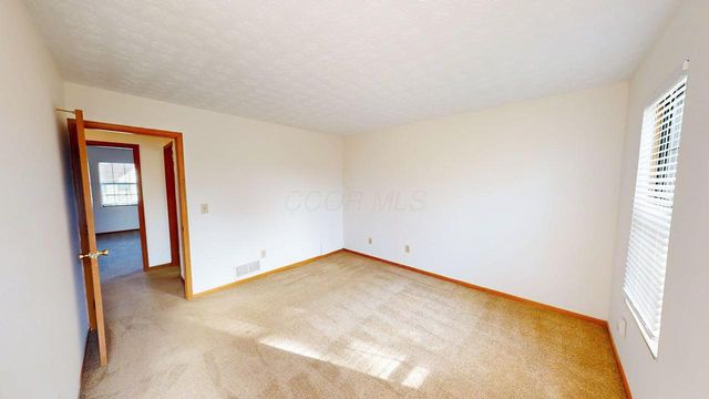 5294 Brandy Oaks Lane, Columbus, OH 43220