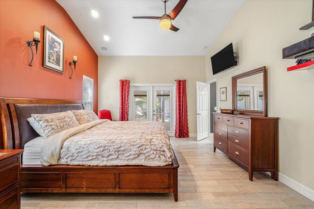 19 Sunfish Dr, St Augustine, FL 32080