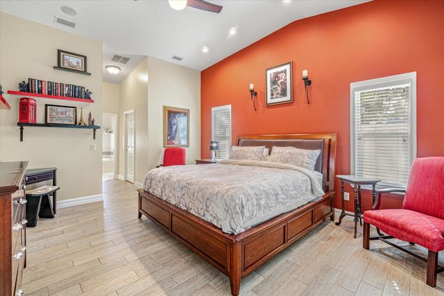 19 Sunfish Dr, St Augustine, FL 32080