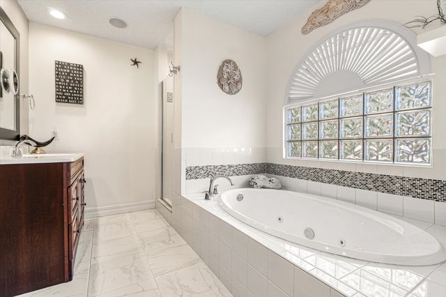 19 Sunfish Dr, St Augustine, FL 32080