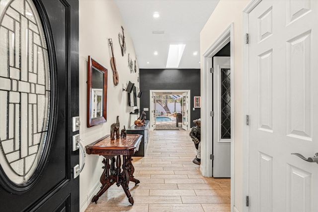 19 Sunfish Dr, St Augustine, FL 32080