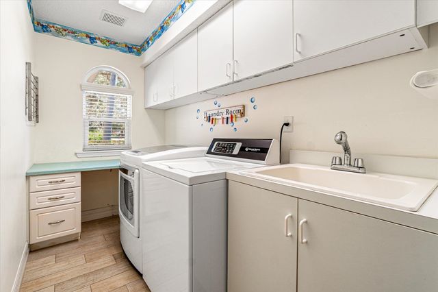 19 Sunfish Dr, St Augustine, FL 32080