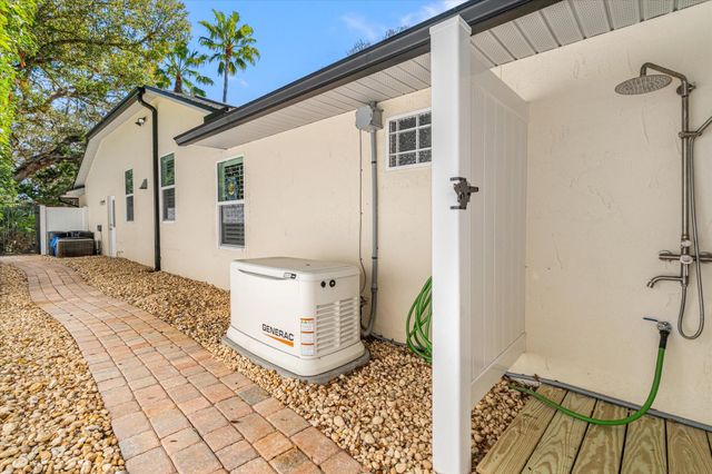 19 Sunfish Dr, St Augustine, FL 32080