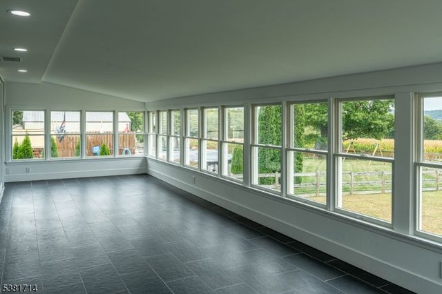 21 Stewartsville Road, Franklin Twp., NJ 08886
