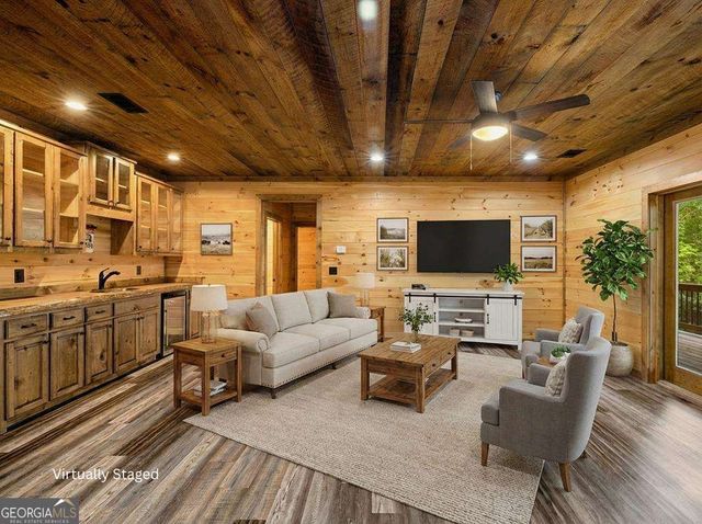 658 Highland Gap, Mineral Bluff, GA 30559