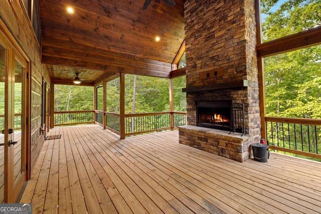 658 Highland Gap, Mineral Bluff, GA 30559