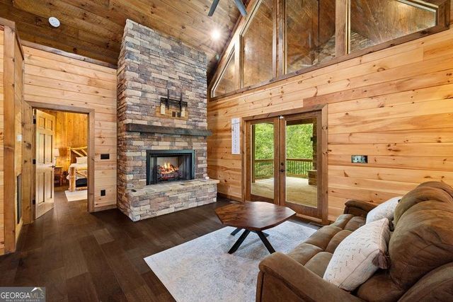 658 Highland Gap, Mineral Bluff, GA 30559