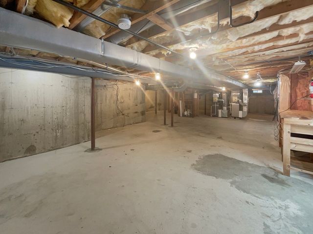 35 Peter St, Holliston, MA 01746