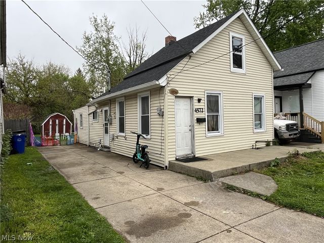 4572 Niessen Court, Cleveland, OH 44109