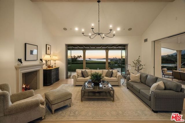 2720 Montecito Ranch Place, Summerland, CA 93067