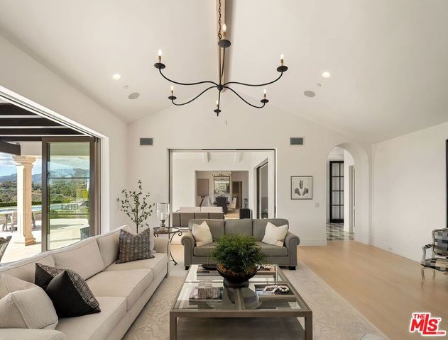 2720 Montecito Ranch Place, Summerland, CA 93067