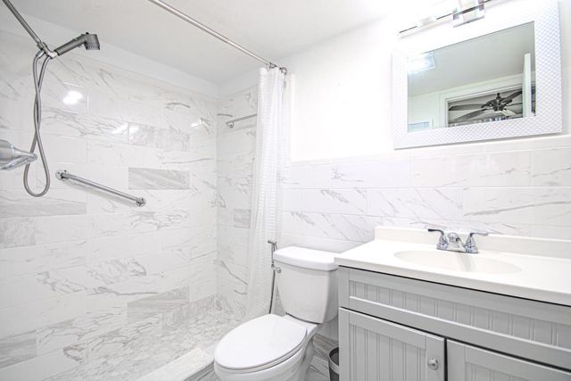 660 Glouchester Street 106, Boca Raton, FL 33487