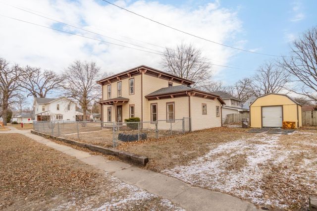 513 SW 4th Street, Independence, IA 50644