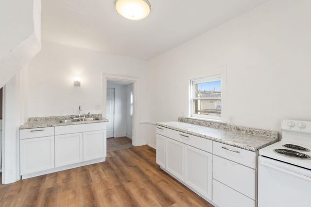 513 SW 4th Street, Independence, IA 50644