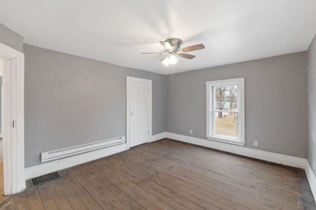 513 SW 4th Street, Independence, IA 50644