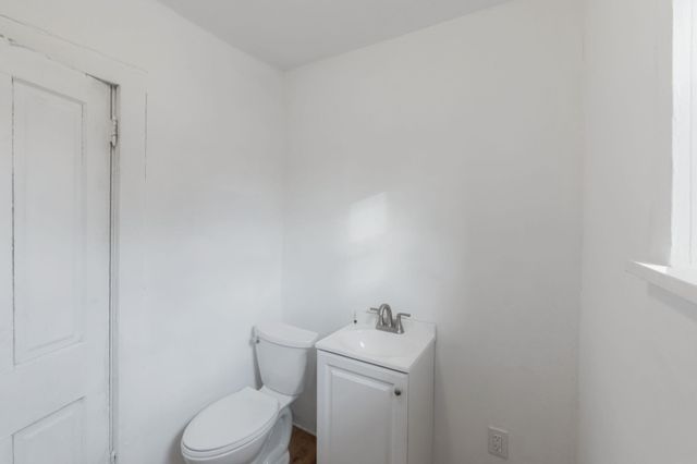 513 SW 4th Street, Independence, IA 50644