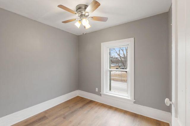 513 SW 4th Street, Independence, IA 50644