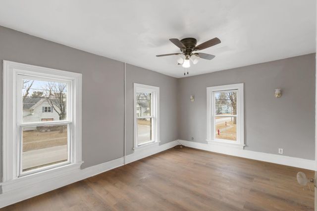 513 SW 4th Street, Independence, IA 50644