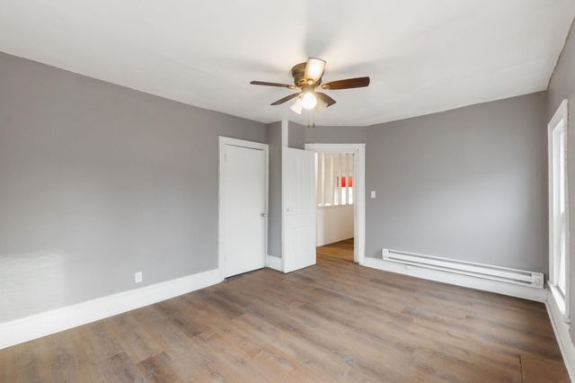 513 SW 4th Street, Independence, IA 50644