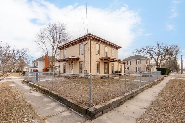 513 SW 4th Street, Independence, IA 50644