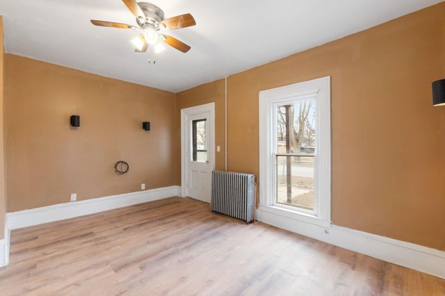 513 SW 4th Street, Independence, IA 50644