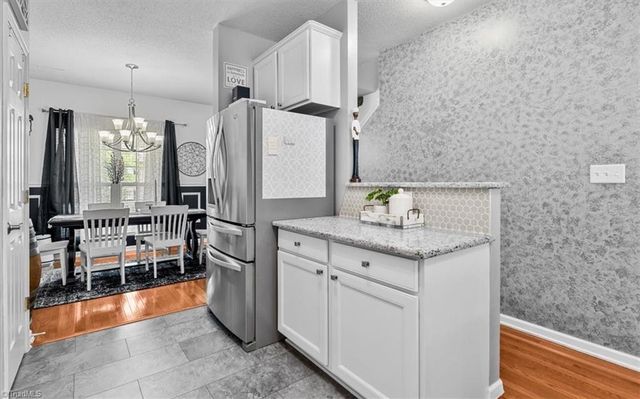 548 Rockbridge Drive, Kernersville, NC 27284
