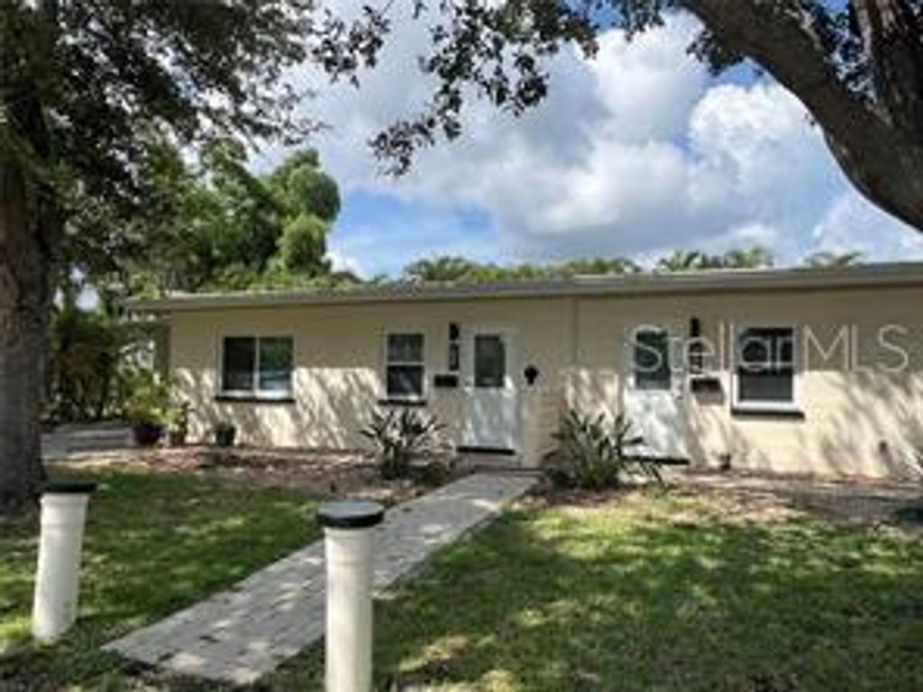 418 DURRANCE STREET A, Punta Gorda, FL 33950