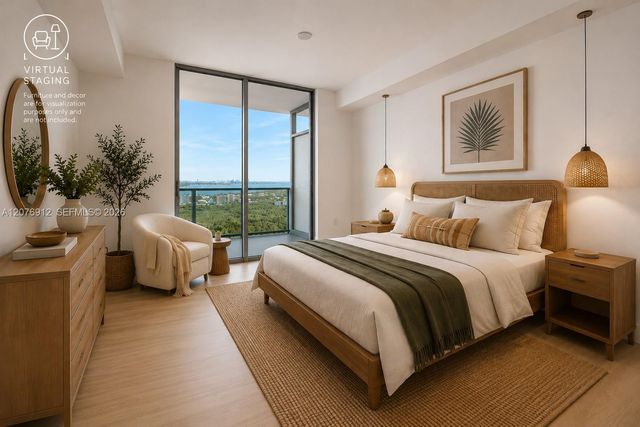 2411 Laguna Circle 2402, North Miami, FL 33181