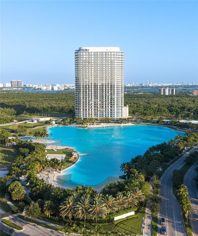 2411 Laguna Circle 2402, North Miami, FL 33181