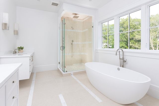 68 Clyde Street, Brookline, MA 02467